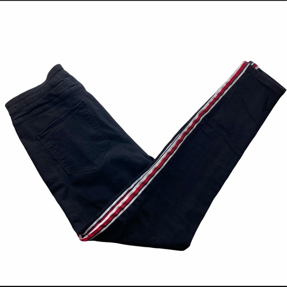 NWOT. Zara Trafaluc Black Denim Jeans. Size 8. - Picture 2 of 5